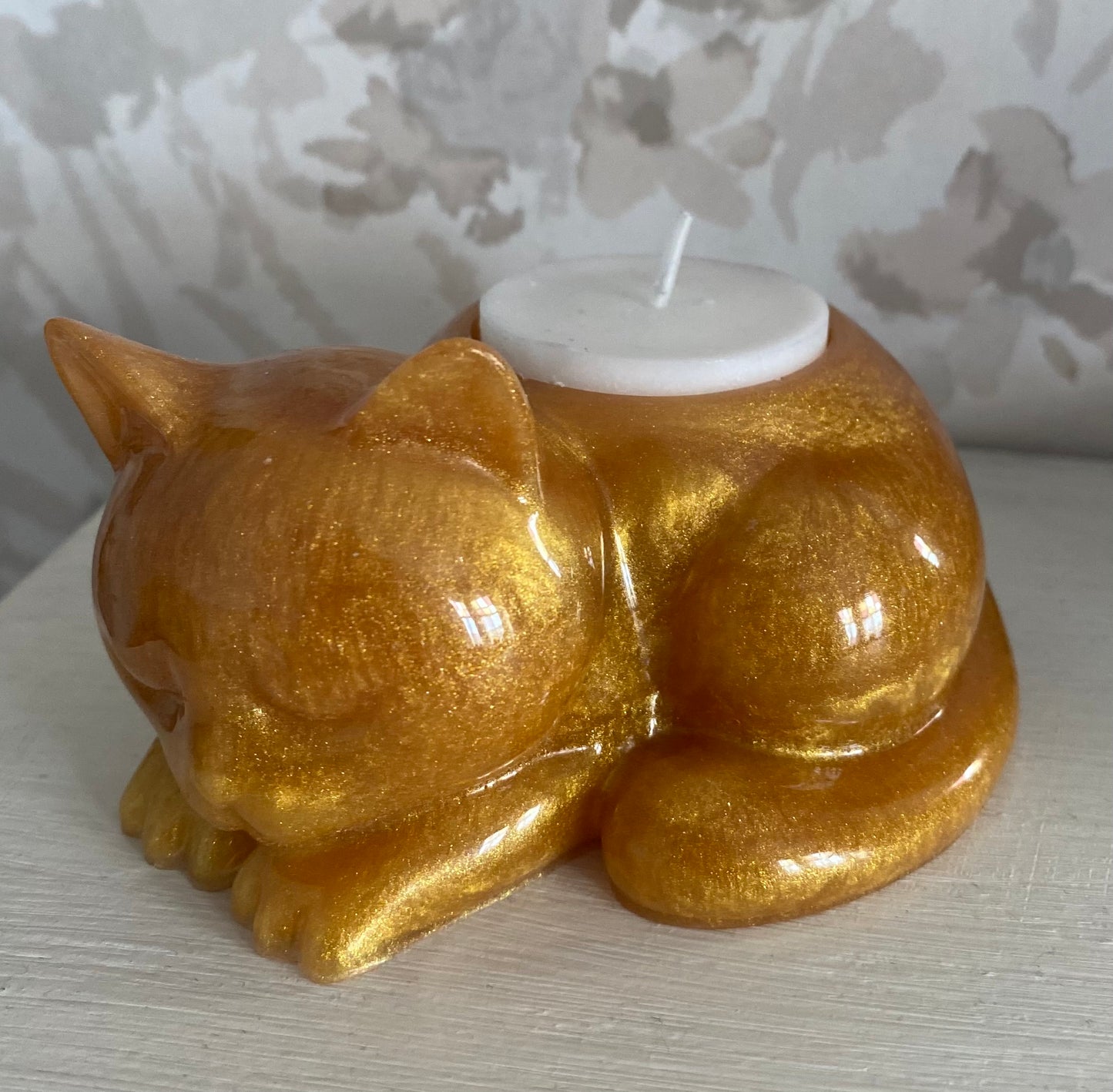 Resin Tealight holder.. Cat