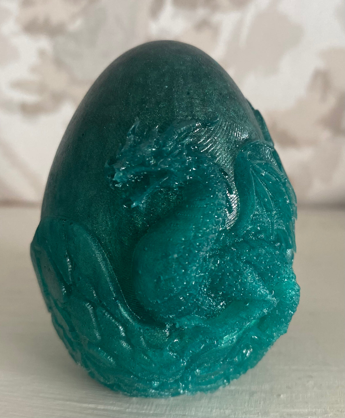 Medium Resin dragons egg green