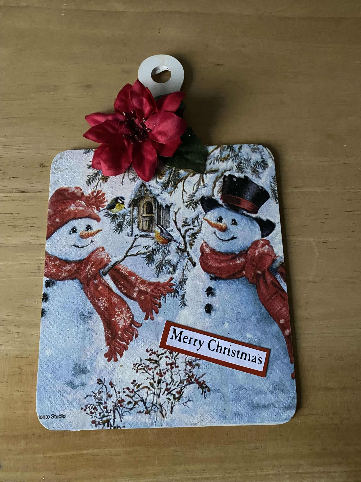 Snowmen cheeseboard hanger