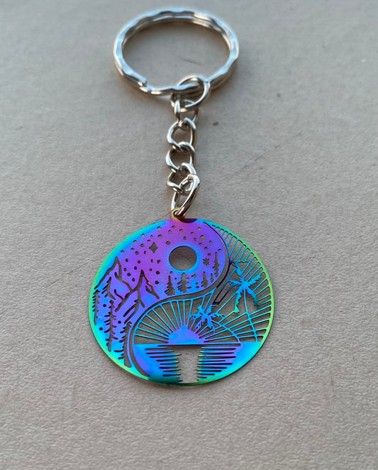 Rainbow keyring yin Yang
