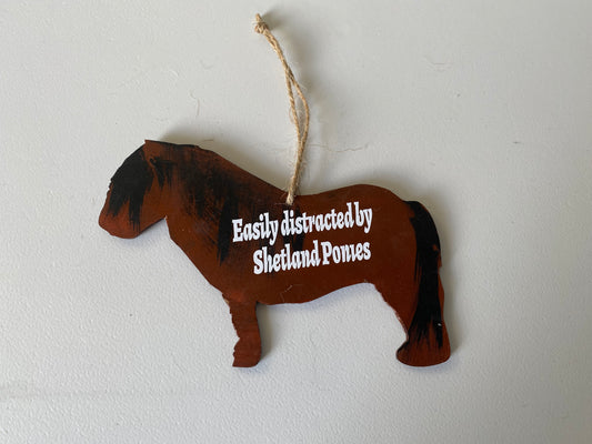 Shetland pony hanging plaque distracted'