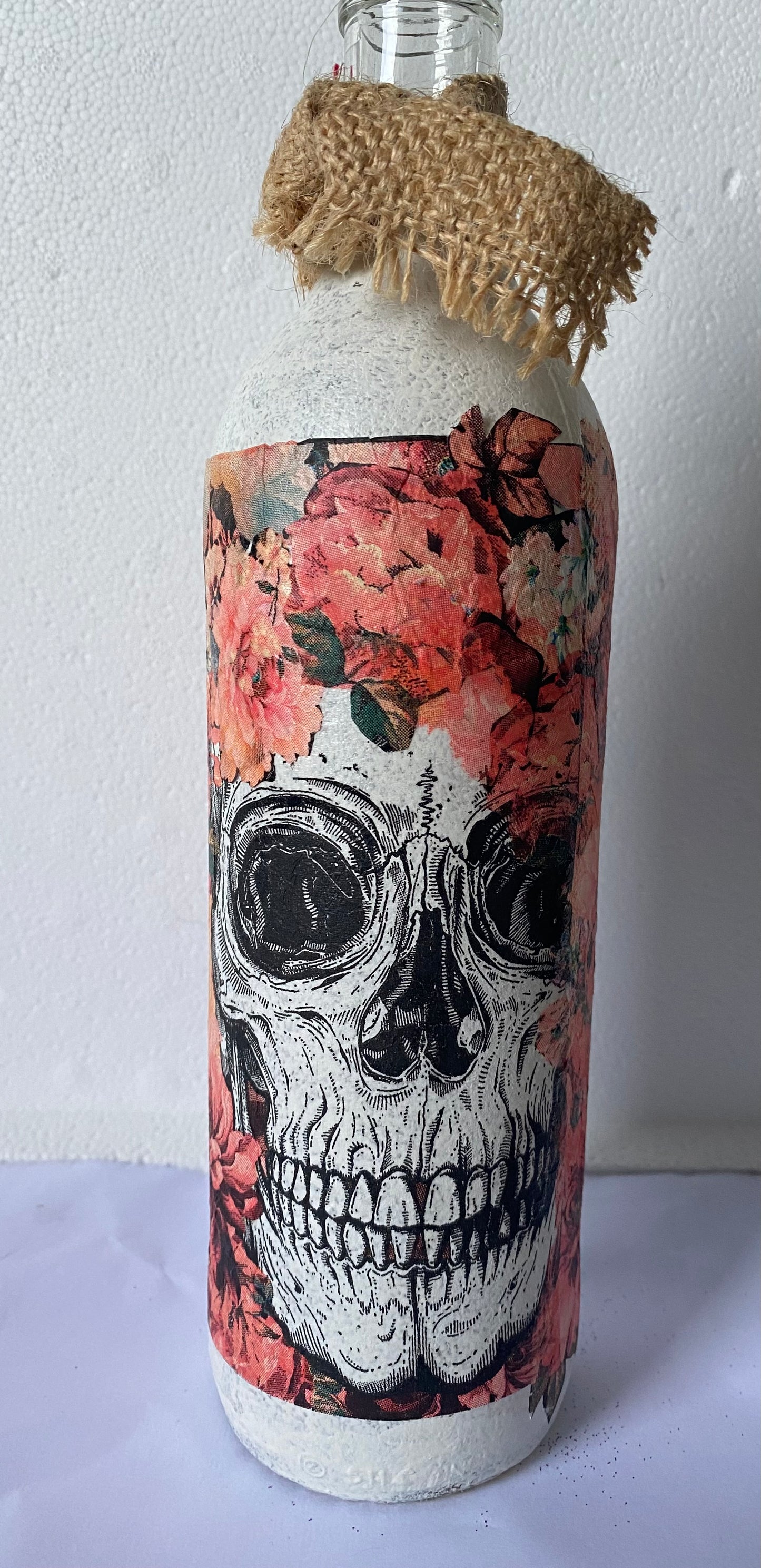 Light up skull bottle