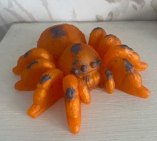 Resin spider orange